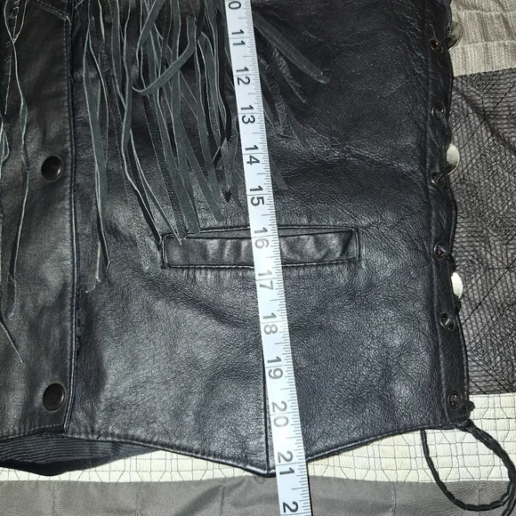 Diamond Plate Genuine Leather Women's Size Medium Motorcycle Vest Fringe,Pockets - Picture 12 of 12